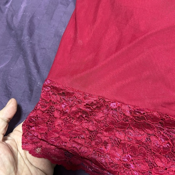 Warehouse one - xxxl- 100% polyester Red Lace Blouse- new or like new - Picture 2 of 9